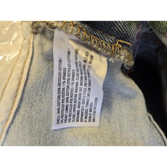 NWOT Wild Fable Medium Cropped Denim Jean Top Vest Floral - Picture 8 of 9